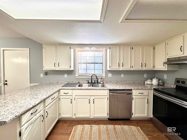 38261 Holly Hills Drive, Bay Minette, AL 36507