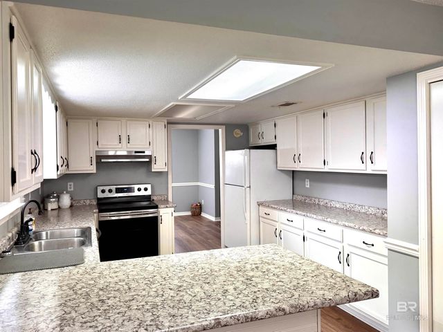 38261 Holly Hills Drive, Bay Minette, AL 36507