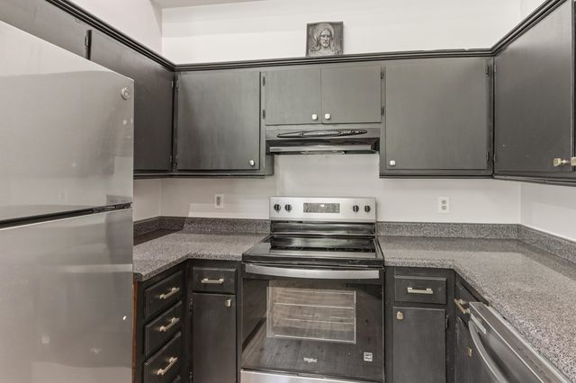 1000 EWELL RD, Moscow, TN 38057