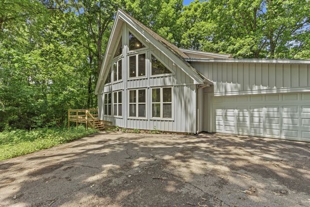 1000 EWELL RD, Moscow, TN 38057