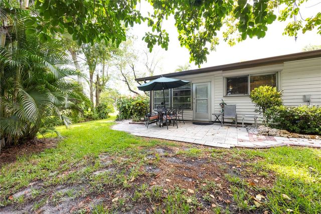 1001 PINE ISLE LANE 1001, Naples, FL 34112