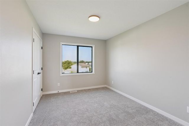 7000 Lake Ridge Avenue 71, Des Moines, IA 50320