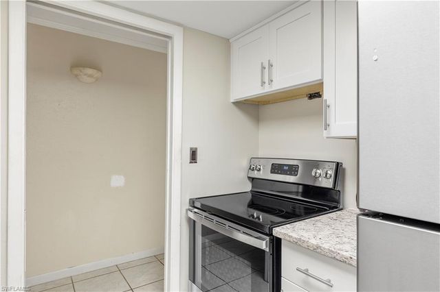 2366 E Mall DR 213, Fort Myers, FL 33901