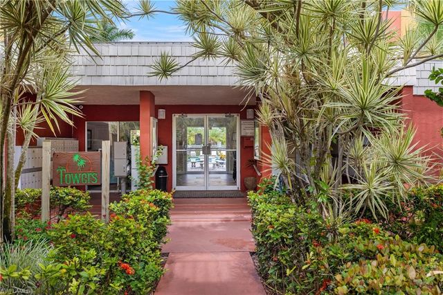 2366 E Mall DR 213, Fort Myers, FL 33901