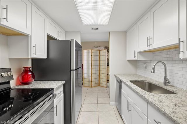 2366 E Mall DR 213, Fort Myers, FL 33901