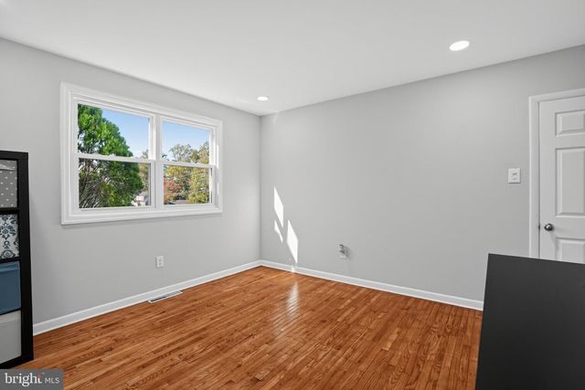 220 OGDEN STATION RD, Wenonah, NJ 08090