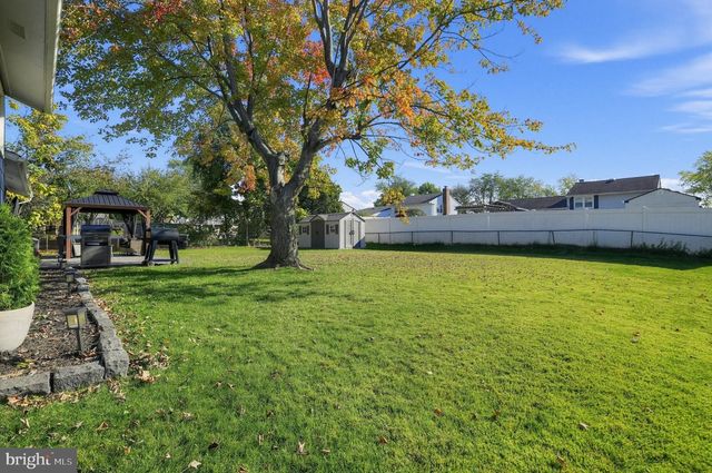 220 OGDEN STATION RD, Wenonah, NJ 08090