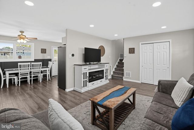 220 OGDEN STATION RD, Wenonah, NJ 08090