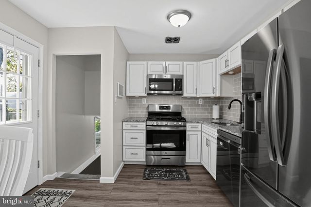 220 OGDEN STATION RD, Wenonah, NJ 08090