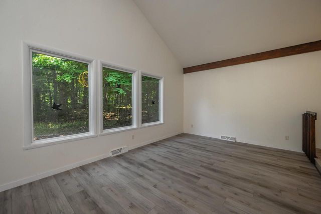 14825 Woodbridge ROAD, Brookfield, WI 53005