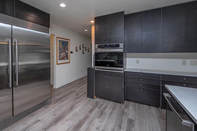 14825 Woodbridge ROAD, Brookfield, WI 53005