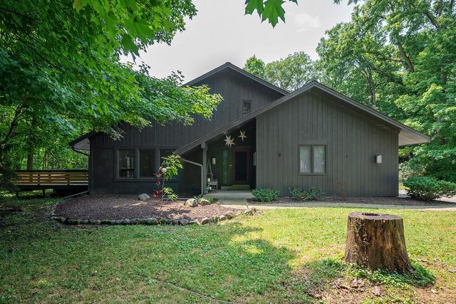 14825 Woodbridge ROAD, Brookfield, WI 53005