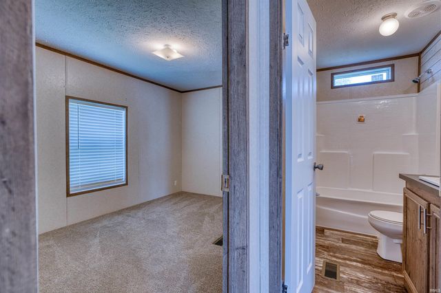 302 S Center Street, Fort Branch, IN 47648
