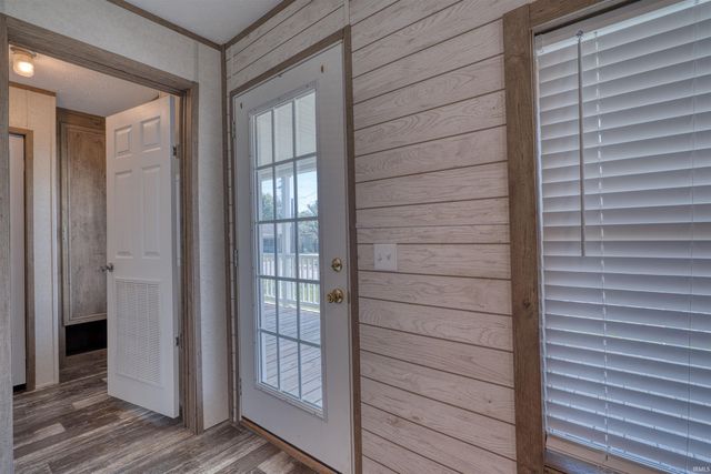 302 S Center Street, Fort Branch, IN 47648