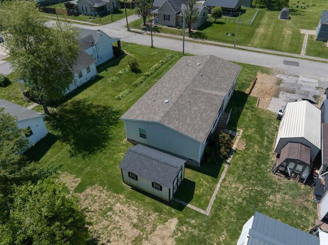 302 S Center Street, Fort Branch, IN 47648