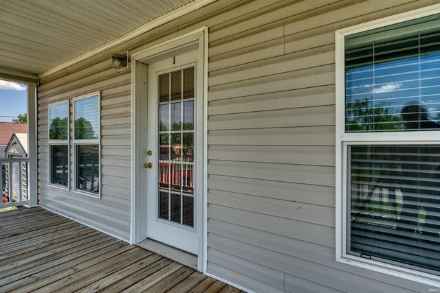 302 S Center Street, Fort Branch, IN 47648