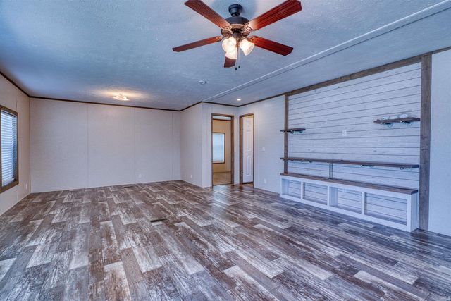302 S Center Street, Fort Branch, IN 47648