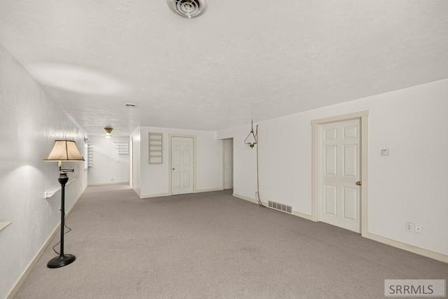 877 Flora Circle, Idaho Falls, ID 83401