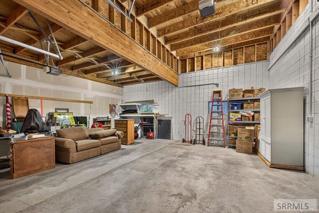 877 Flora Circle, Idaho Falls, ID 83401