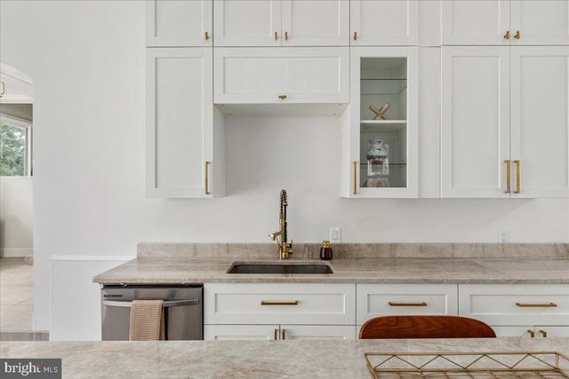 101 DELAWARE TRL, Winchester, VA 22602