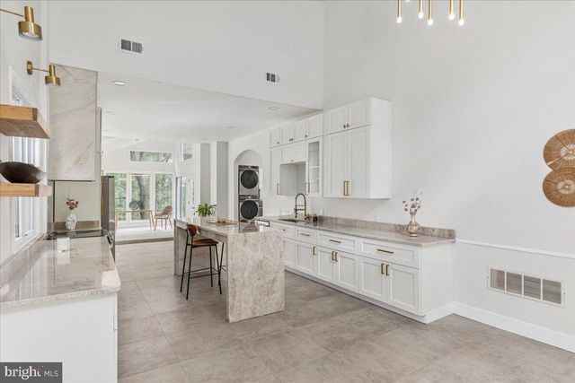 101 DELAWARE TRL, Winchester, VA 22602