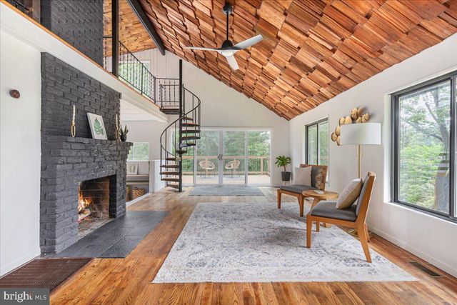 101 DELAWARE TRL, Winchester, VA 22602