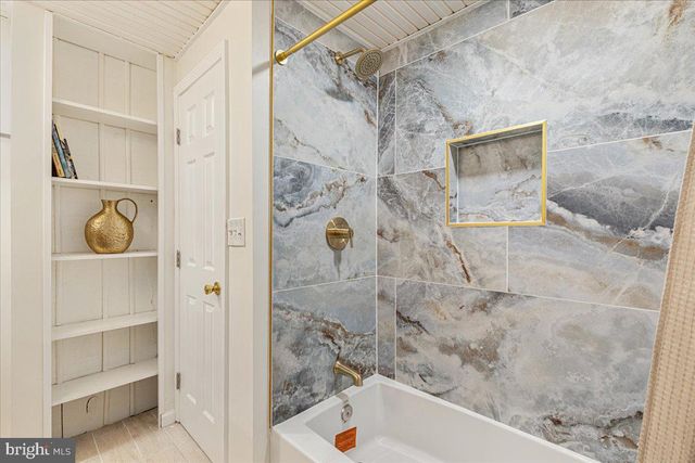 101 DELAWARE TRL, Winchester, VA 22602