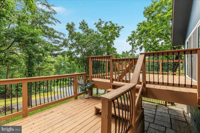 101 DELAWARE TRL, Winchester, VA 22602