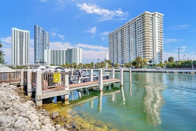 400 Kings Point Dr 331, Sunny Isles Beach, FL 33160