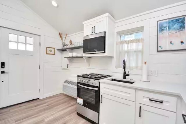 5324 Avenue L, Galveston, TX 77551