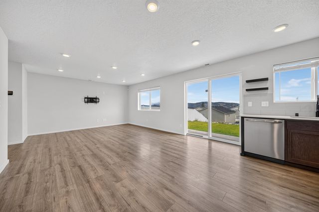 4440 W Bedford Ave, Spokane, WA 99208