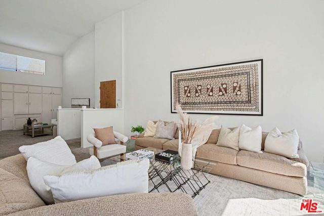 1909 Glendon Avenue 304, Los Angeles, CA 90025