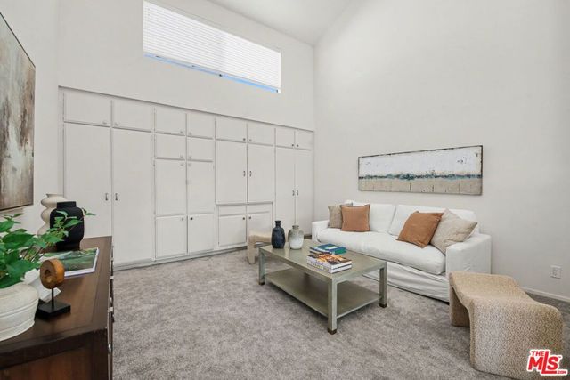 1909 Glendon Avenue 304, Los Angeles, CA 90025