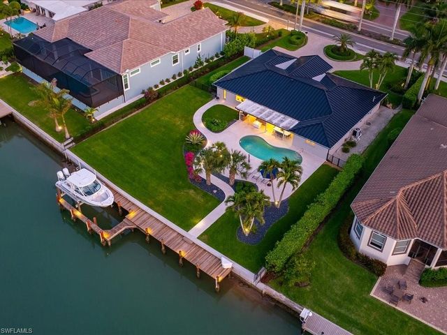 337 Mooring Line DR, Naples, FL 34102