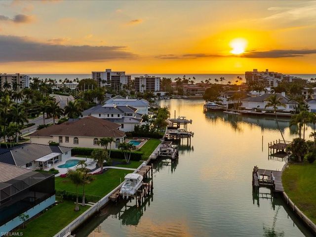 337 Mooring Line DR, Naples, FL 34102