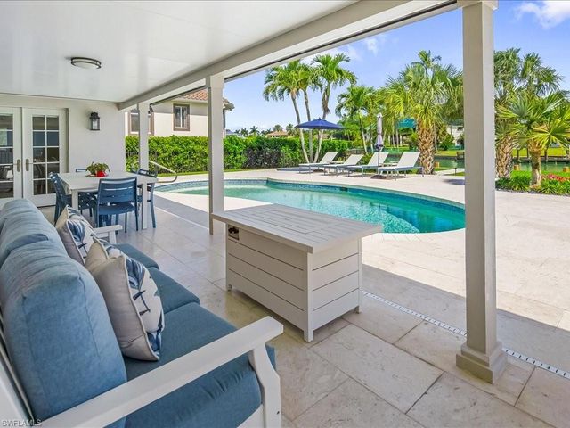 337 Mooring Line DR, Naples, FL 34102