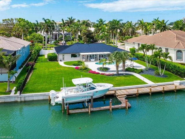337 Mooring Line DR, Naples, FL 34102