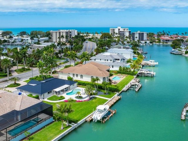 337 Mooring Line DR, Naples, FL 34102