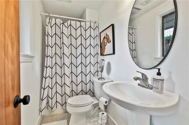 511 E Boyd Road, Hogansville, GA 30230