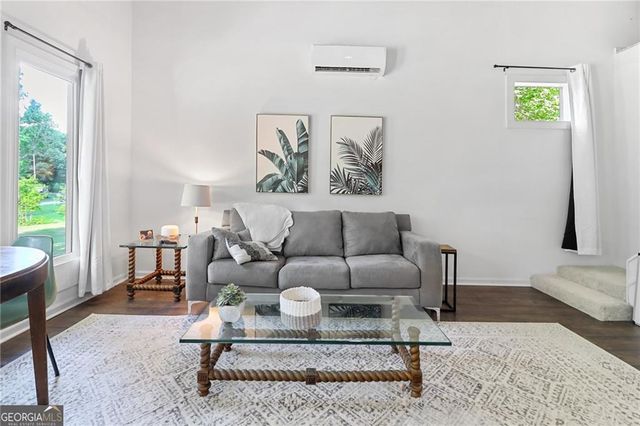 511 E Boyd Road, Hogansville, GA 30230