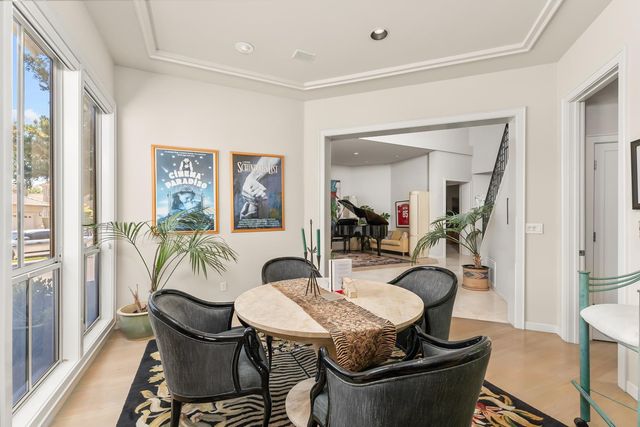 11 Lake Harbor Ct, Sacramento, CA 95831