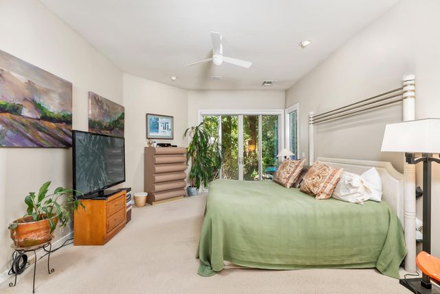 11 Lake Harbor Ct, Sacramento, CA 95831