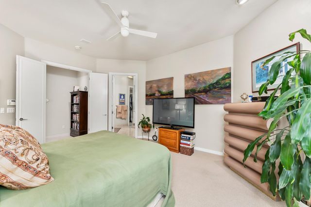 11 Lake Harbor Ct, Sacramento, CA 95831