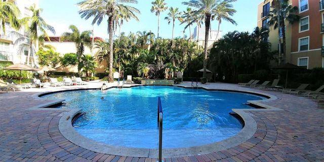 780 S Sapodilla Avenue 206, West Palm Beach, FL 33401