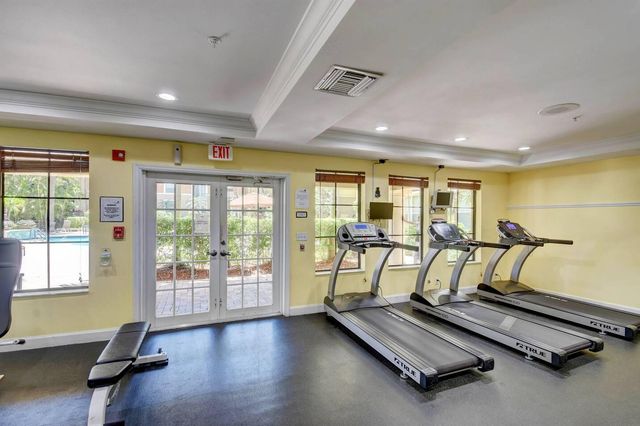 780 S Sapodilla Avenue 206, West Palm Beach, FL 33401