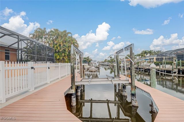 12196 Matlacha BLVD, Matlacha Isles, FL 33991