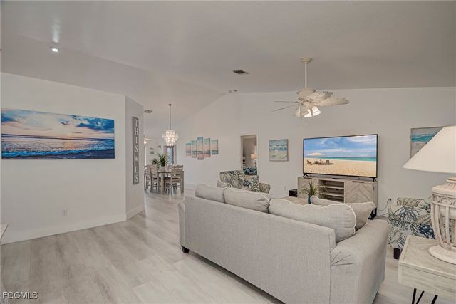 12196 Matlacha BLVD, Matlacha Isles, FL 33991