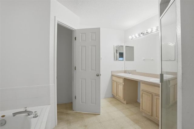 2232 ARCHER BOULEVARD, Orlando, FL 32833