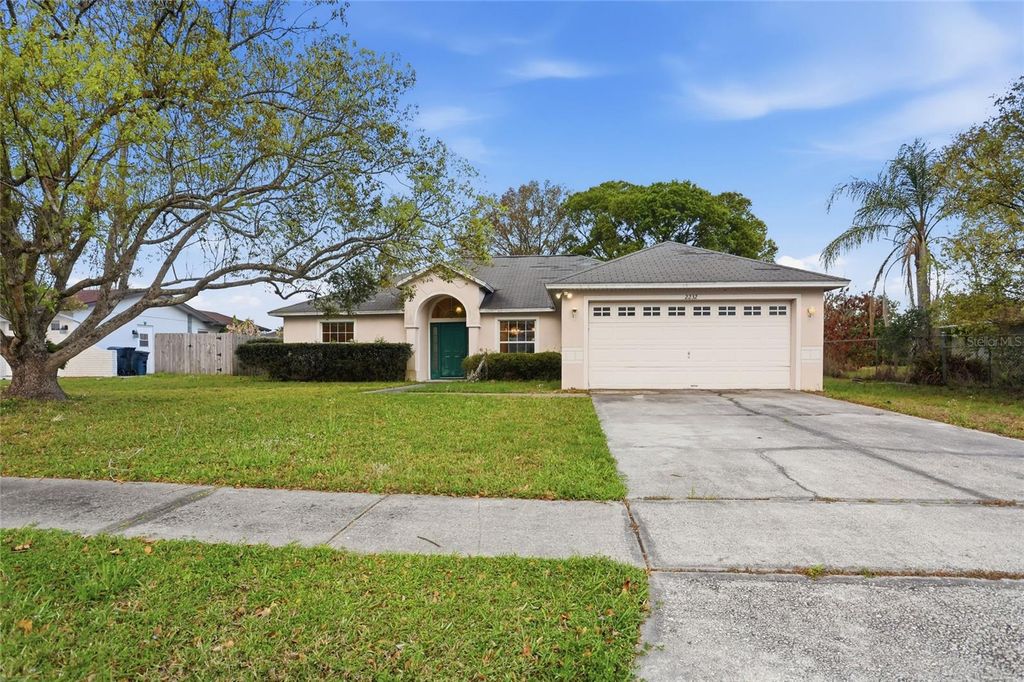Image 2 of property listing at 2232 ARCHER BOULEVARD, Orlando, FL 32833