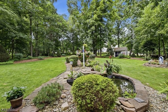 62 Lawrence Rd, Randolph Twp., NJ 07869